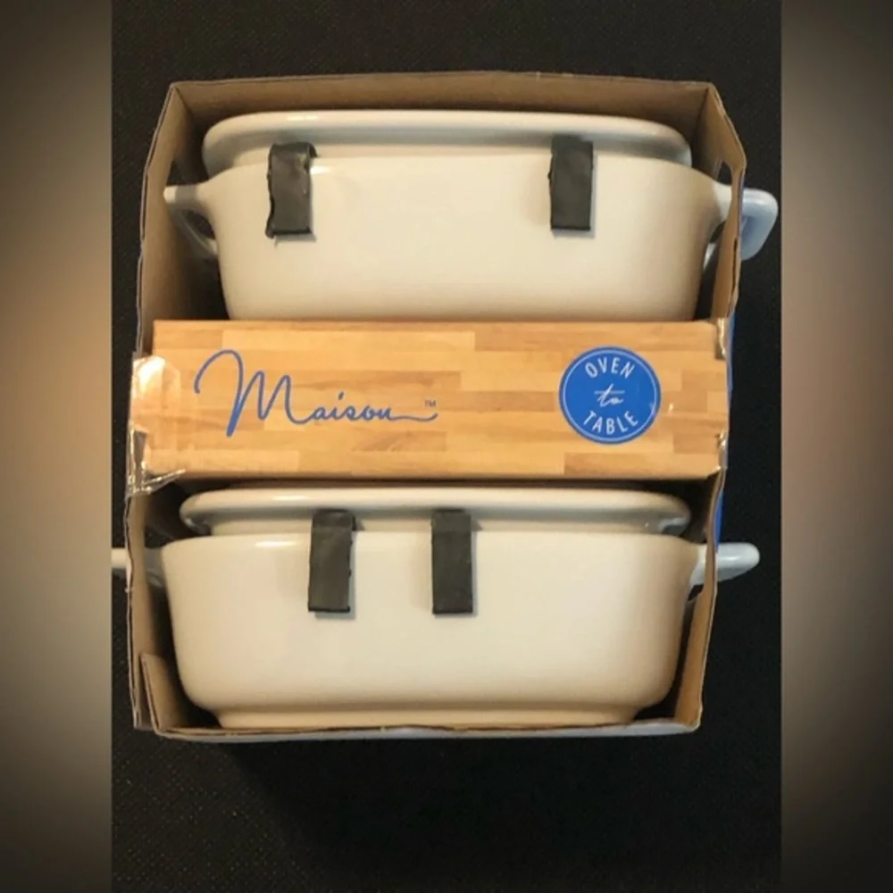 Set of 2 oven‎ to table mini ceramic covered bakers with lids new